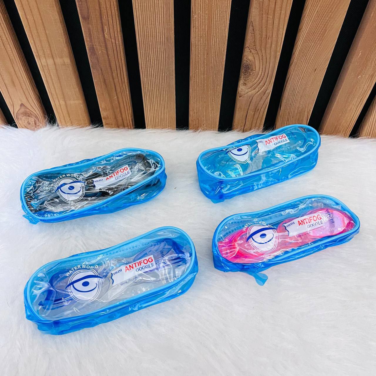 عینک شنا (۶۰۸)